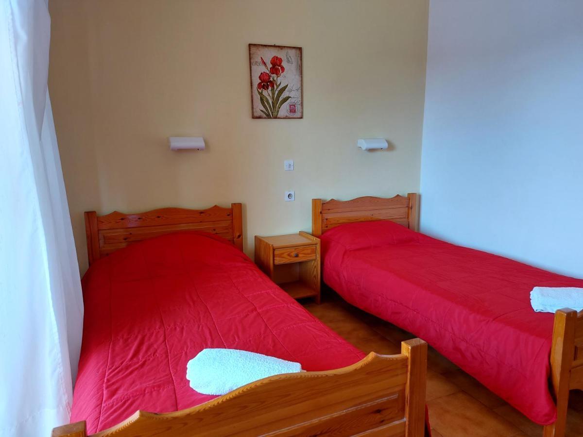 Villa Elena Ypsos Eksteriør bilde