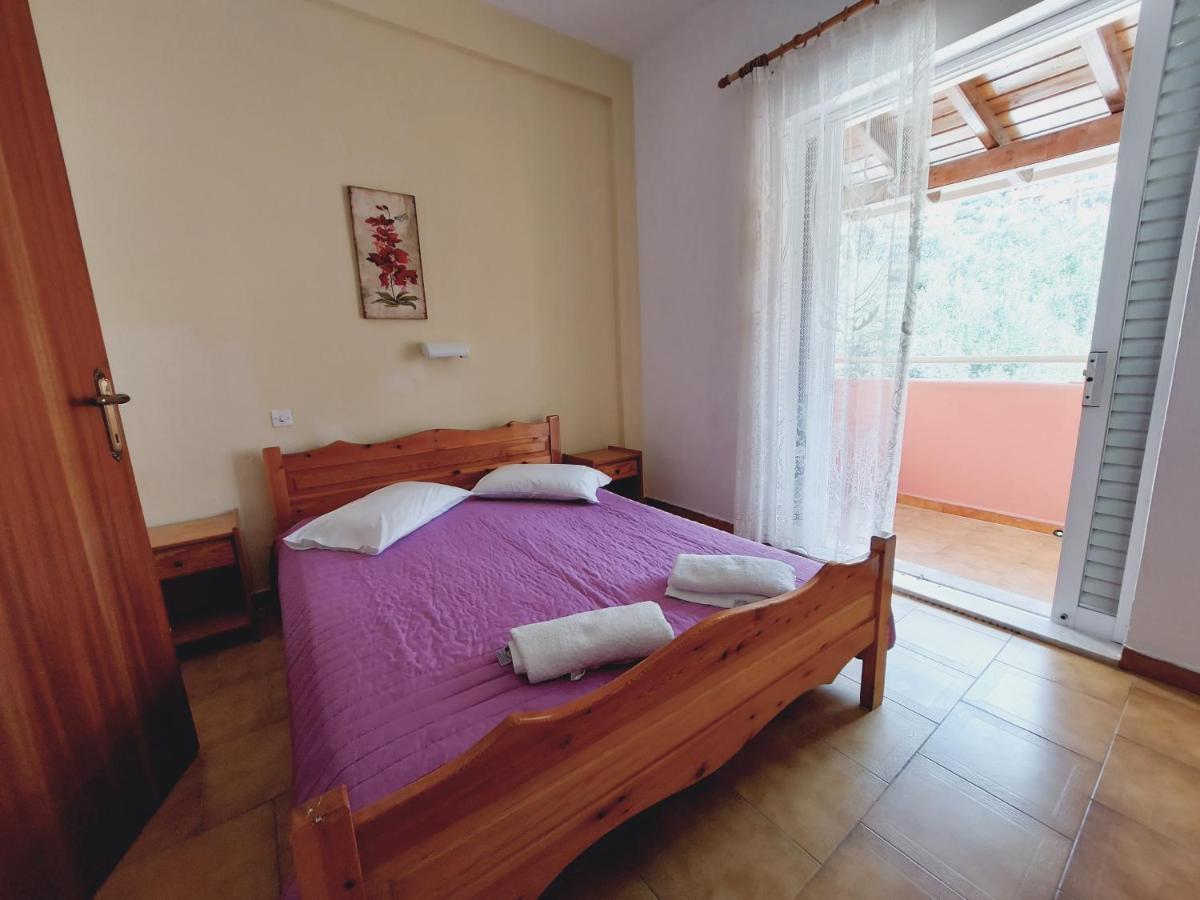 Villa Elena Ypsos Eksteriør bilde