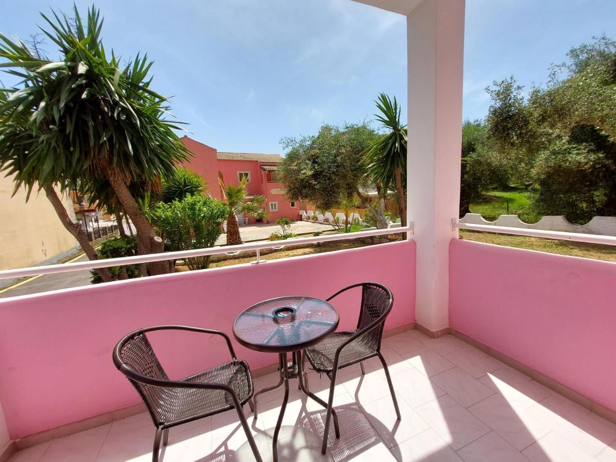 Villa Elena Ypsos Eksteriør bilde