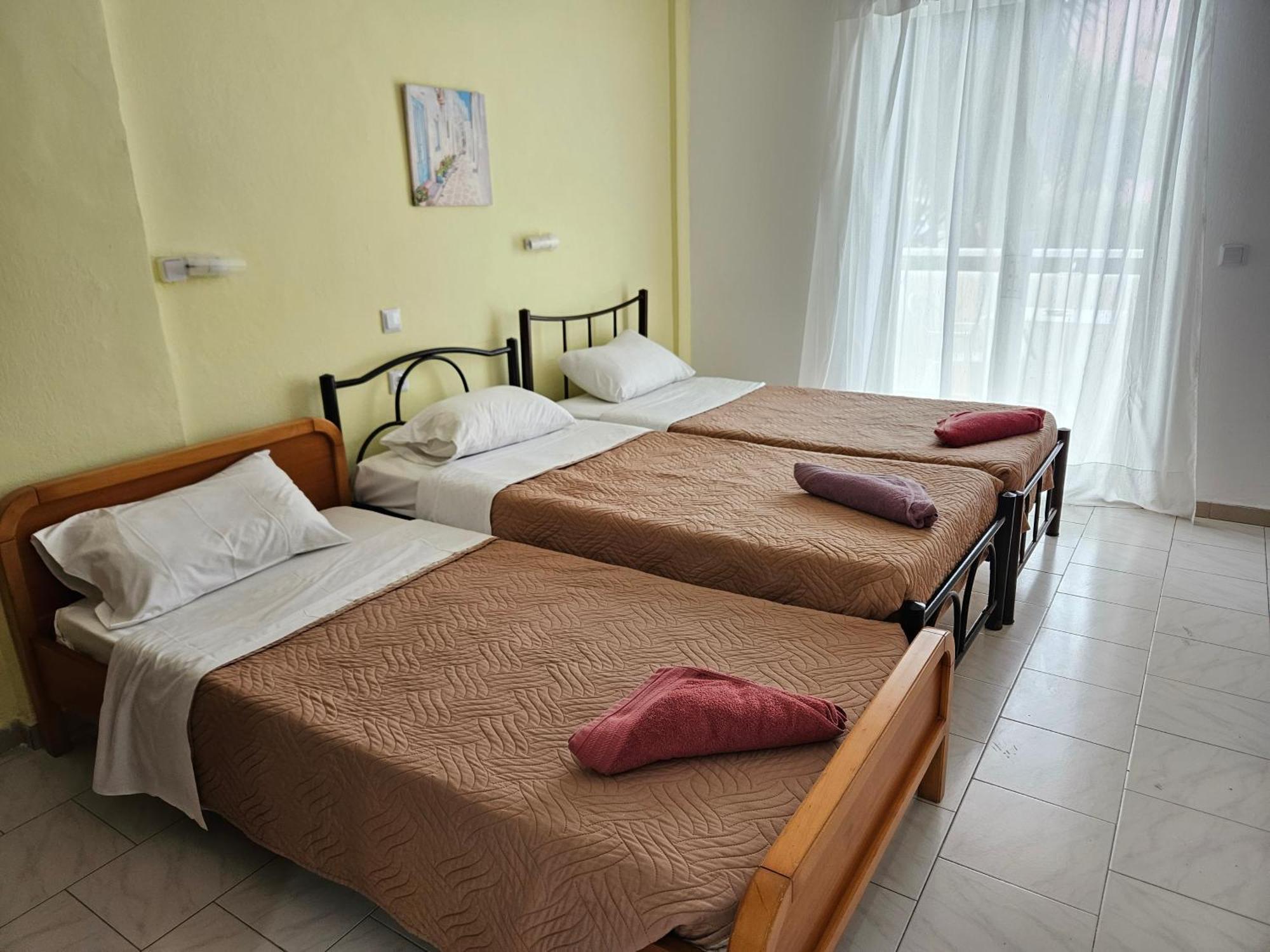Villa Elena Ypsos Eksteriør bilde